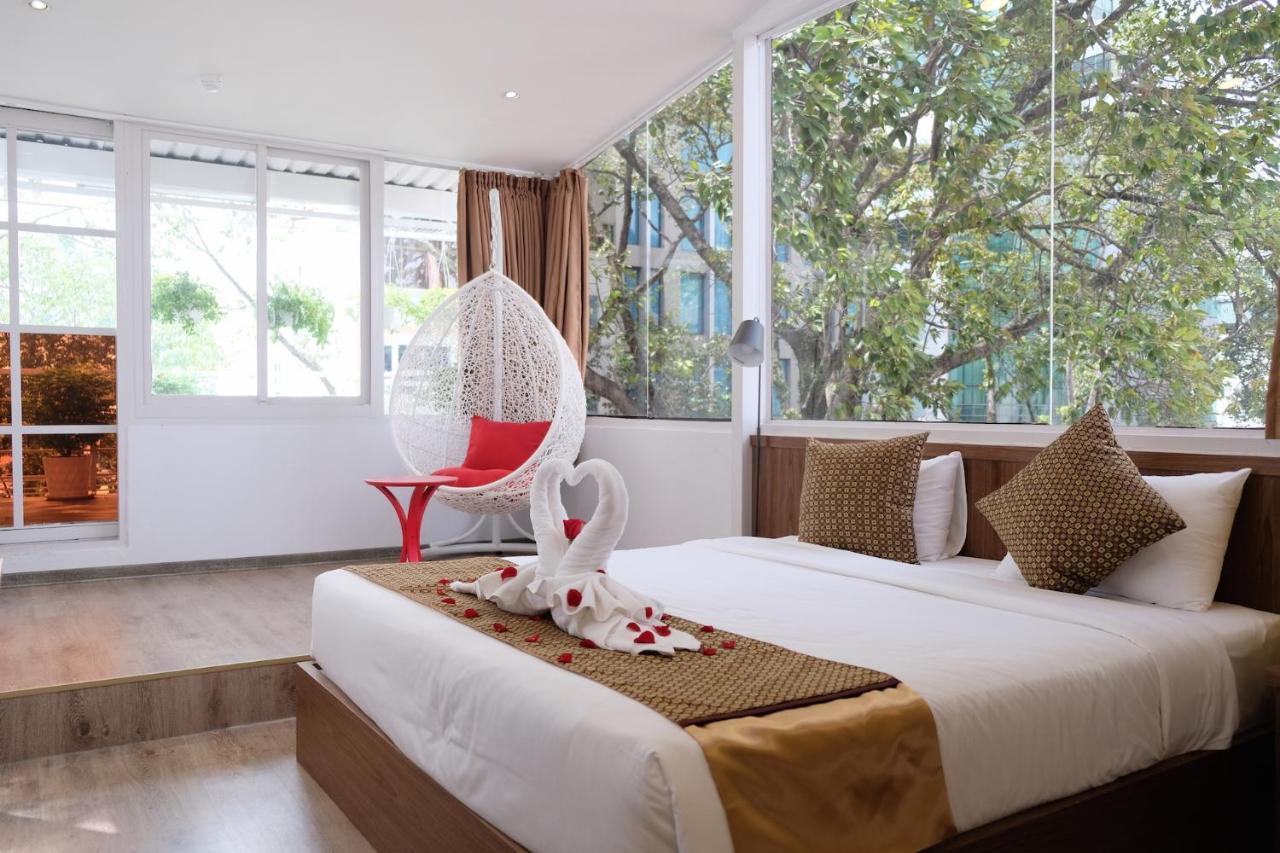 The Umi Hotel Ho Chi Minh City Exterior photo